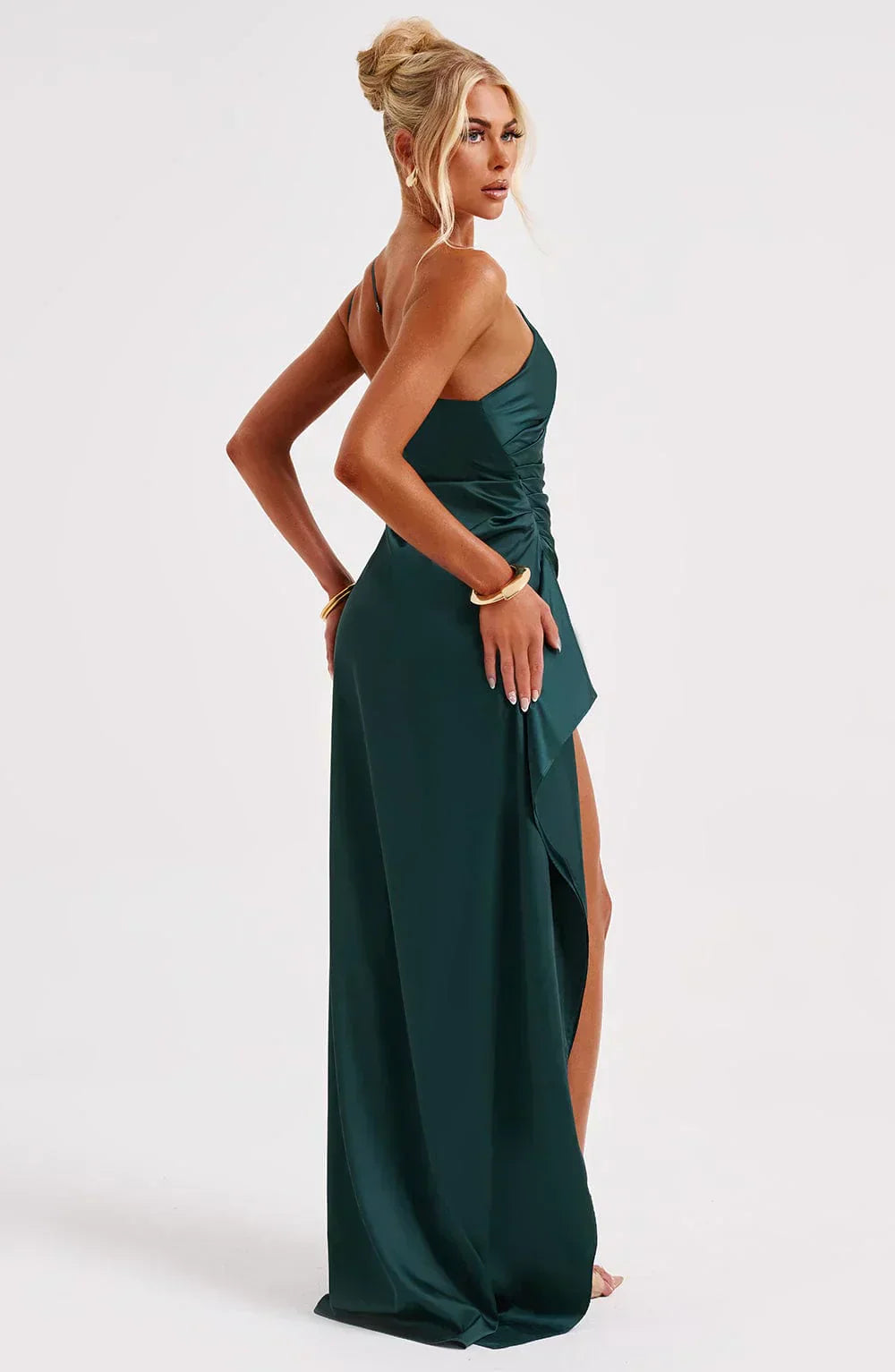 Avondjurk met satijnen one-shoulder ontwerp voor vrouwen